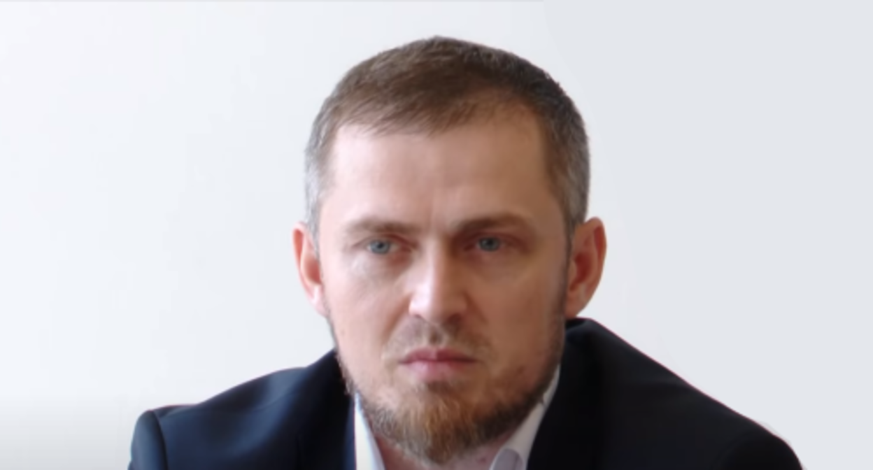 Арсен Магомедов. Скриншот видео https://www.youtube.com/watch?v=9w43m66N5uw