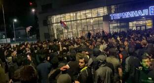 Беспорядки в Махачкале. 29 октября 2023 года. Фото: https://xakac.info/